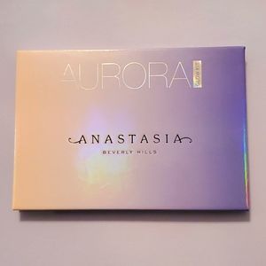 AUTHENTIC Anastasia Beverly Hills AURORA Glow kit